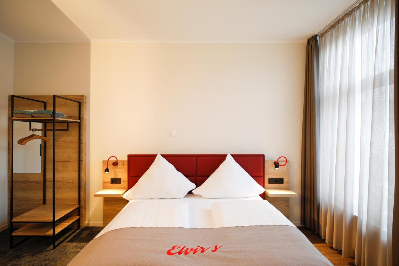 Hotel Restaurant Zur Linde ヴェスターシュテーデ エクステリア 写真