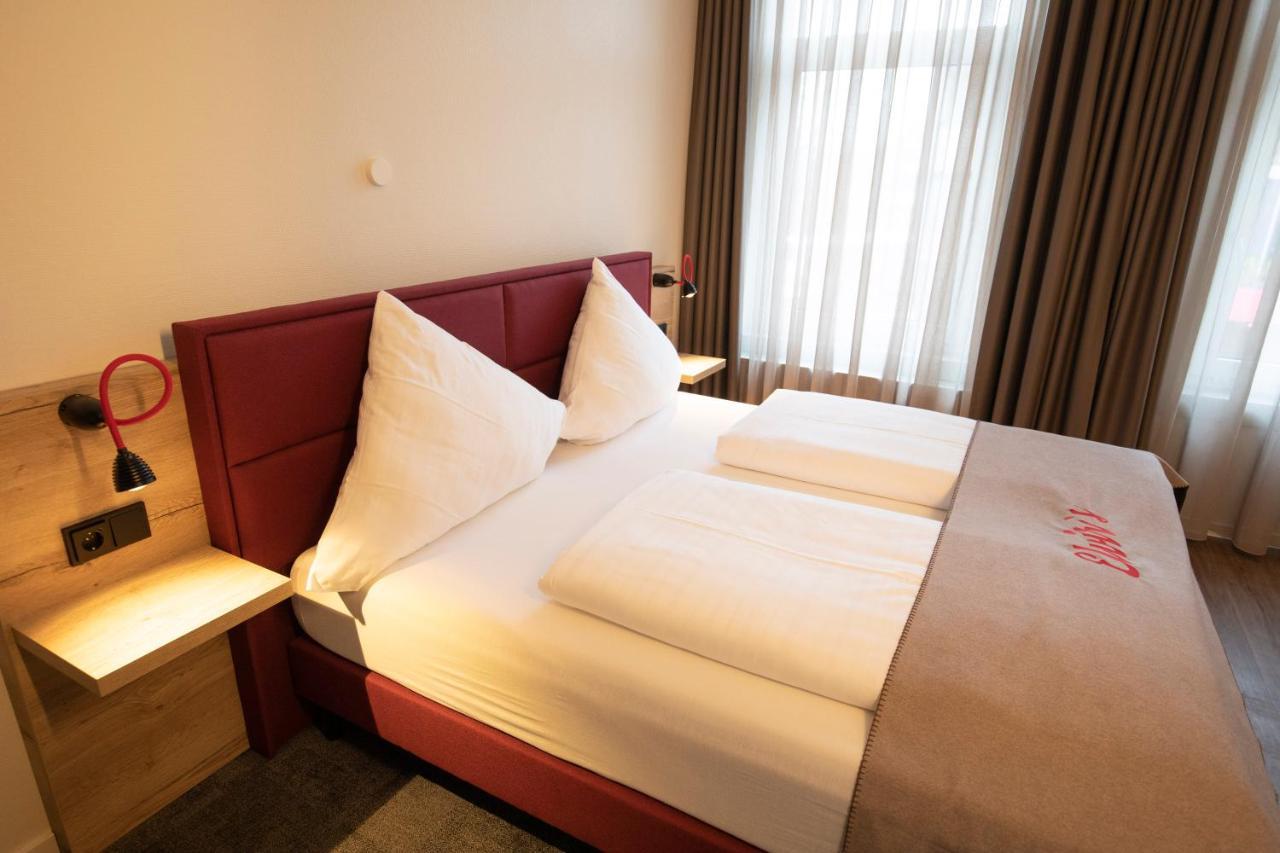 Hotel Restaurant Zur Linde ヴェスターシュテーデ エクステリア 写真