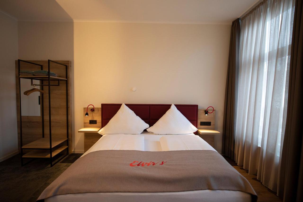 Hotel Restaurant Zur Linde ヴェスターシュテーデ エクステリア 写真